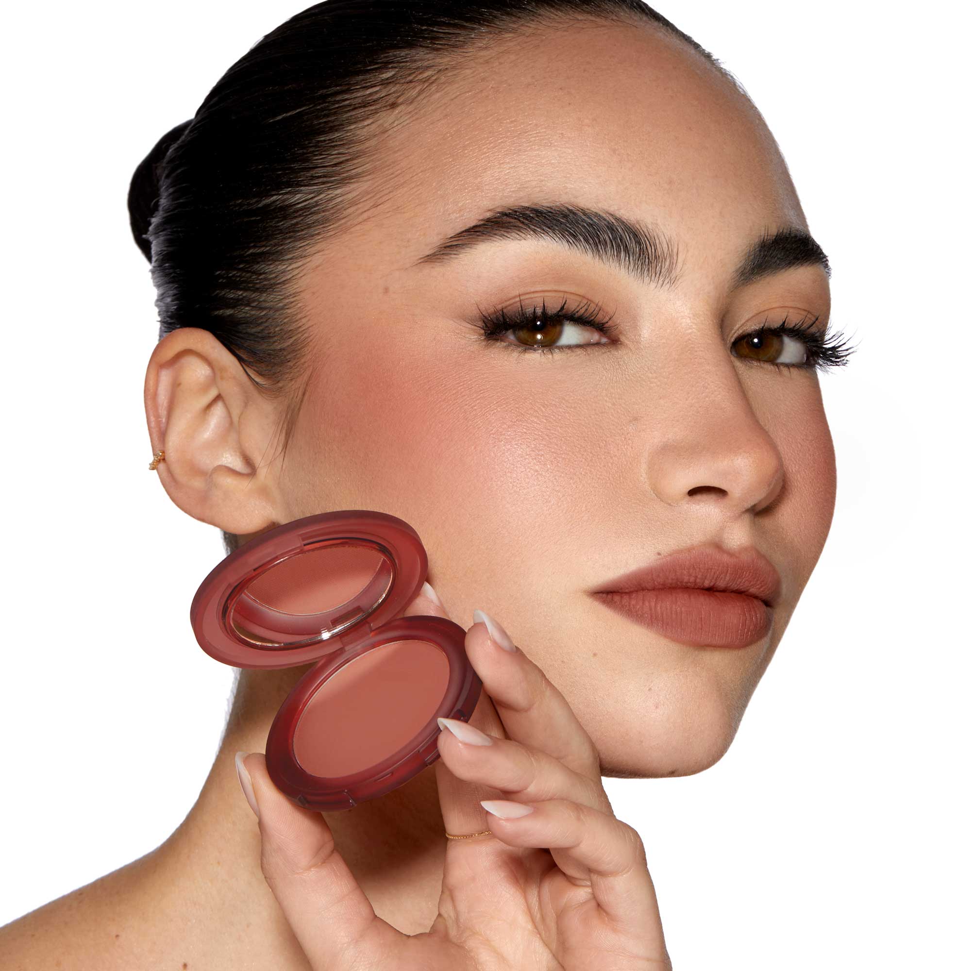 Close-Up Blurring Powder Blush - Image 28