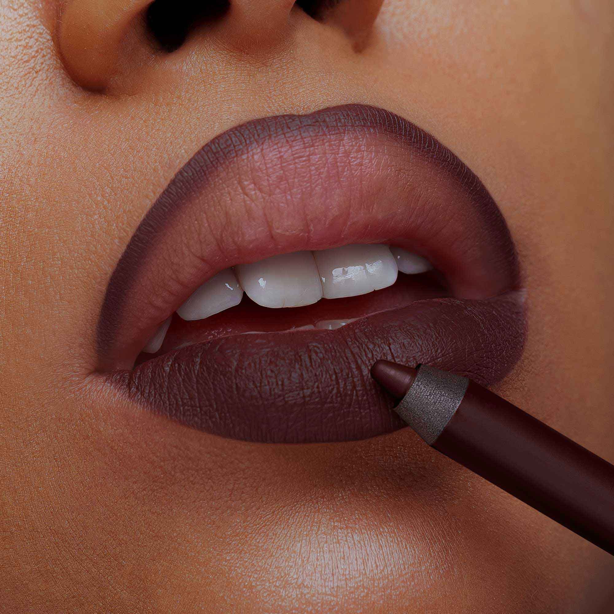 Close-Up Lip Shaper - Image 68